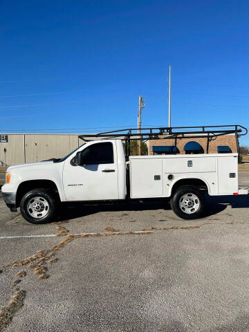 2013 GMC Sierra 2500HD for sale at BARROW MOTORS in Campbell TX