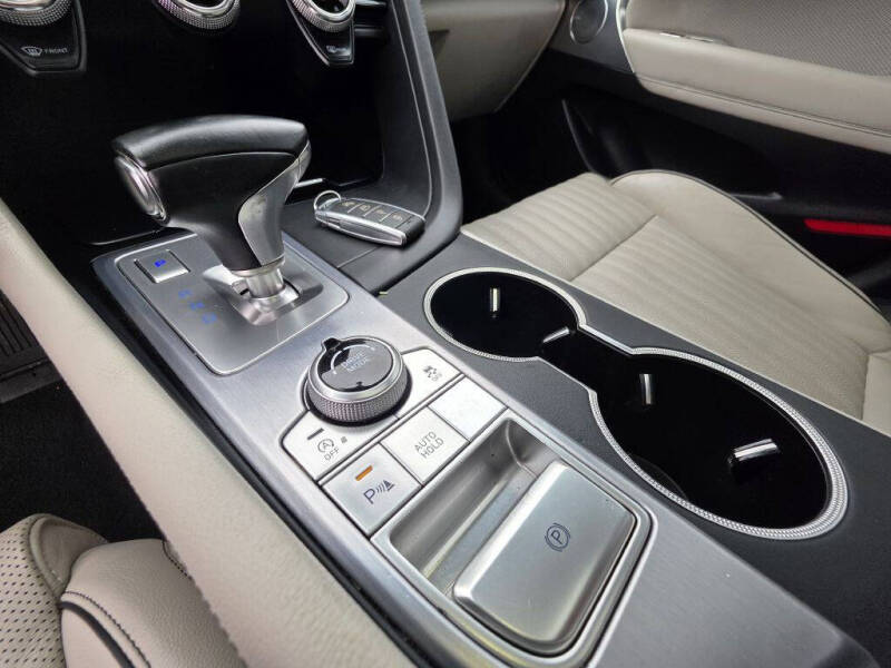 2021 Genesis G70