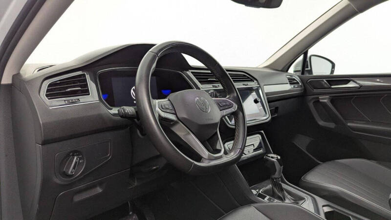 2023 Volkswagen Tiguan SE