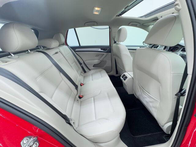 2017 Volkswagen Golf