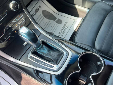 2017 Ford Edge SEL