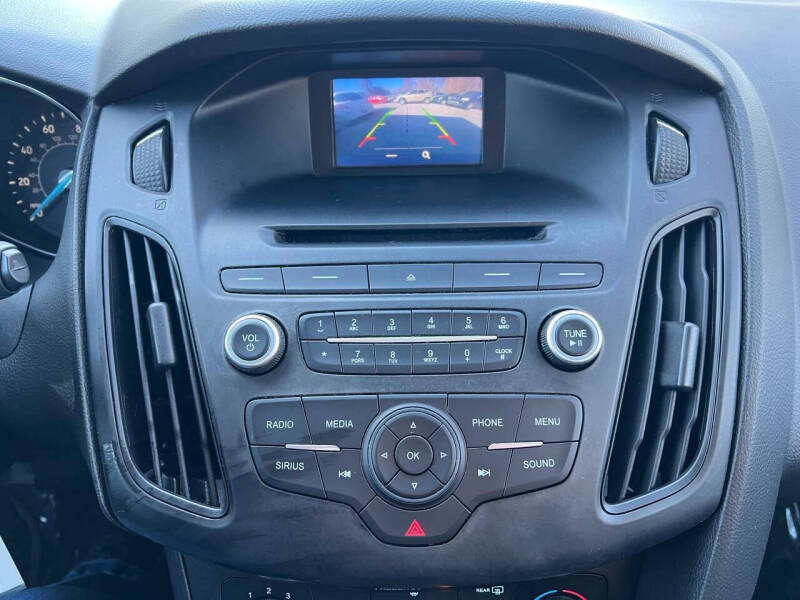 2017 Ford Focus SE