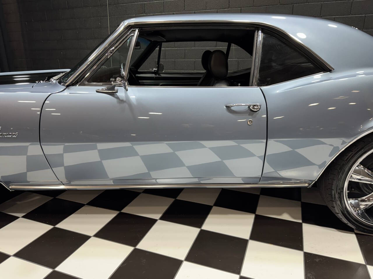 1967 Chevrolet Camaro 21