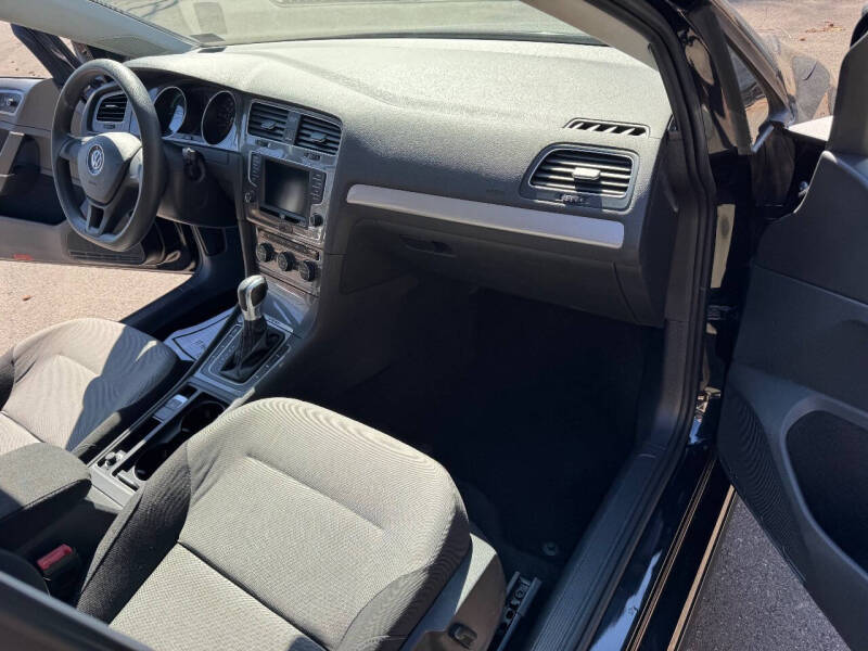 2016 Volkswagen e-Golf SE