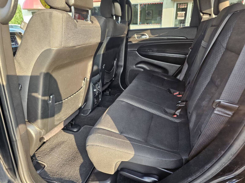 2020 Jeep Grand Cherokee Laredo