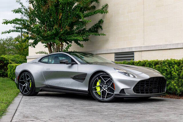 2025 Aston Martin Vanquish