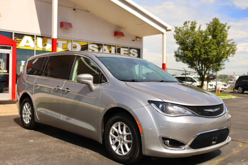 2020 Chrysler Pacifica Touring