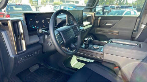 2024 GMC HUMMER EV 2X