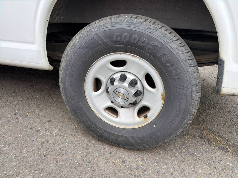 2012 Chevrolet Express 2500