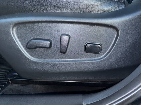 2017 Nissan Rogue Hybrid