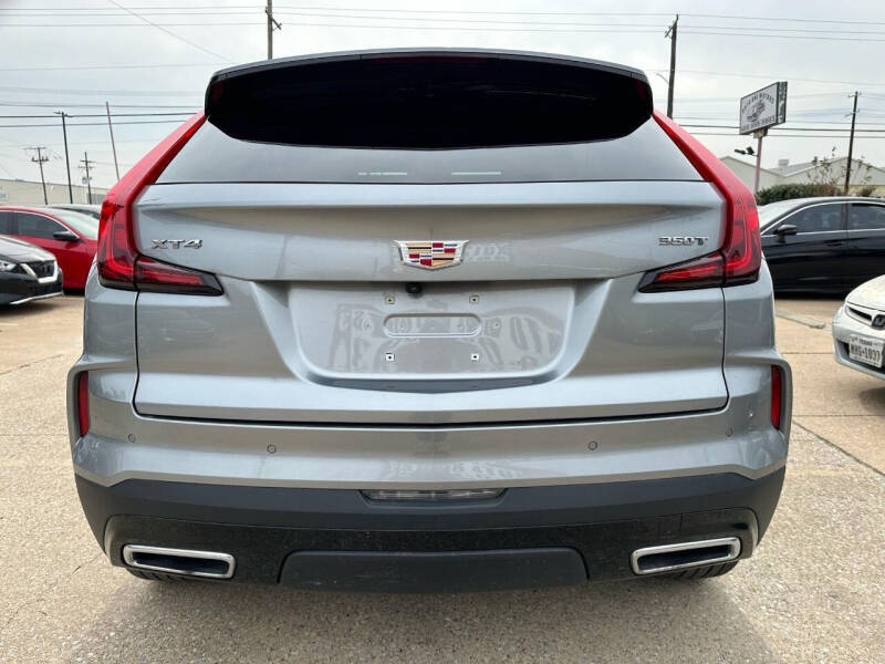 2025 Cadillac XT4 Premium Luxury