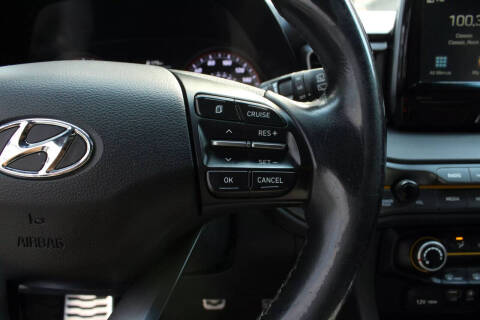 2019 Hyundai Veloster