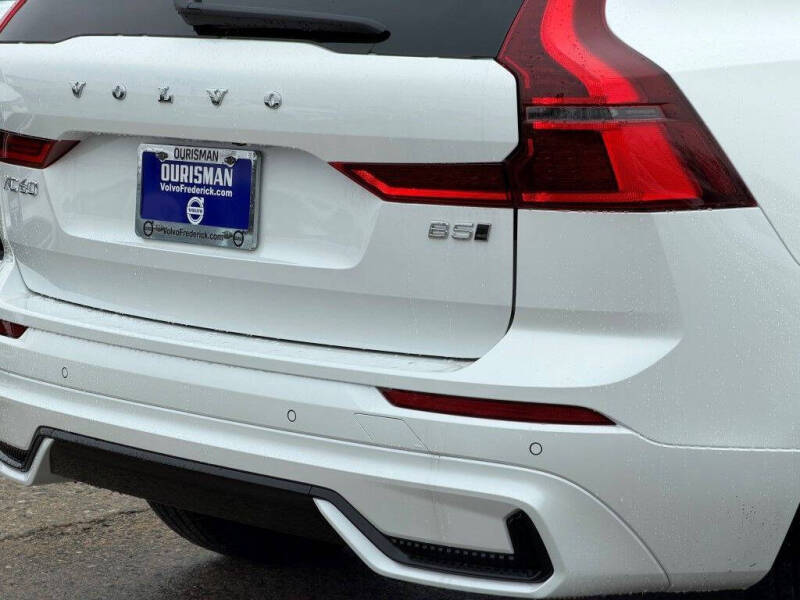 2026 Volvo XC60 B5 Core