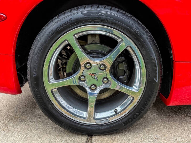 2004 Chevrolet Corvette