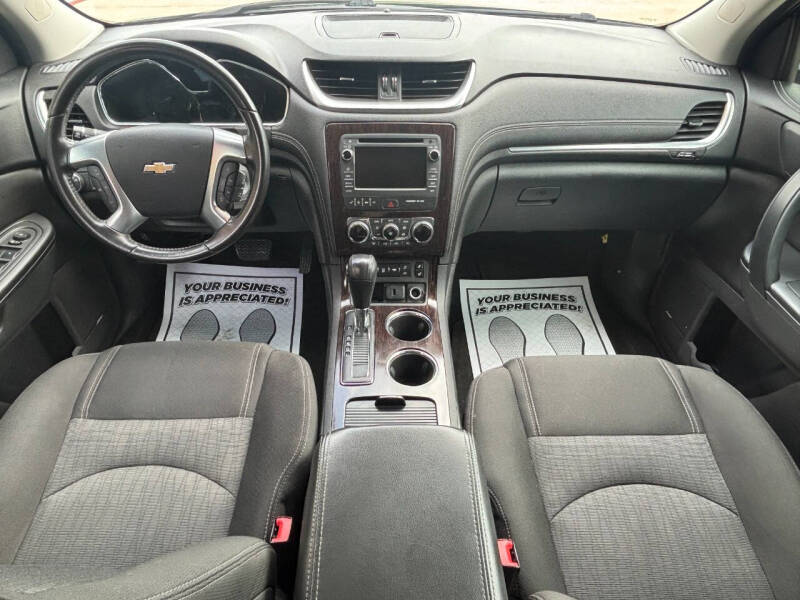 2017 Chevrolet Traverse LT