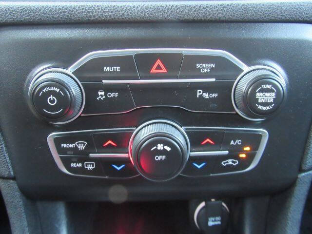 2020 Dodge Charger SXT