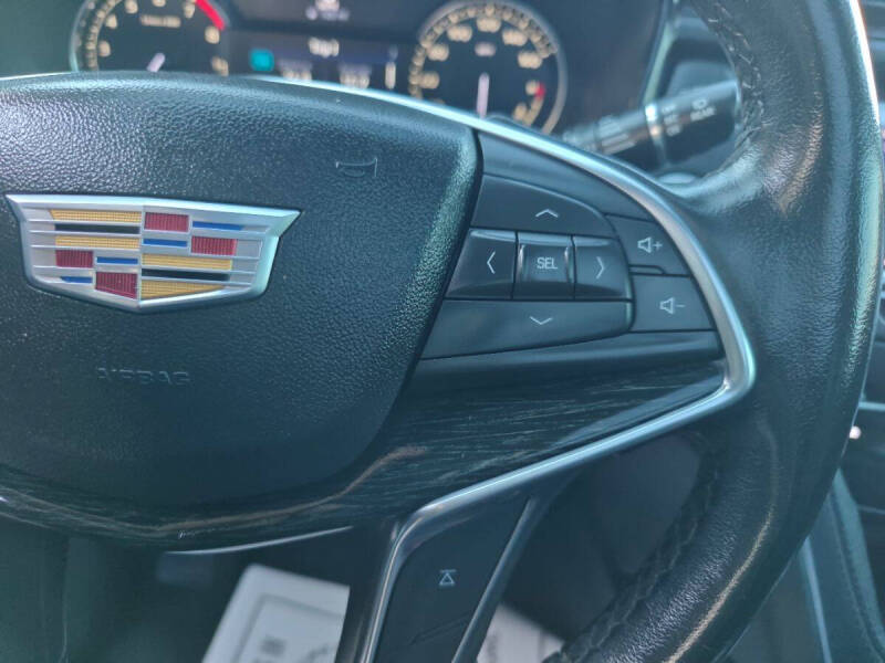 2021 Cadillac XT5 Premium Luxury