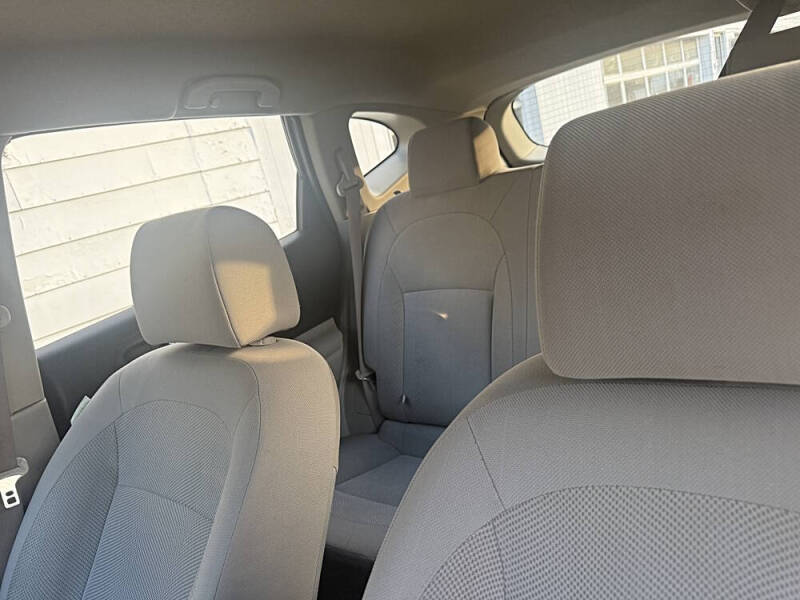 2014 Nissan Rogue Select S