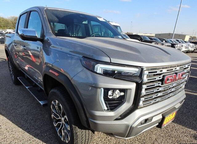Used 2023 GMC Canyon Denali with VIN 1GTP6FEK9P1128364 for sale in Bloomington, IL
