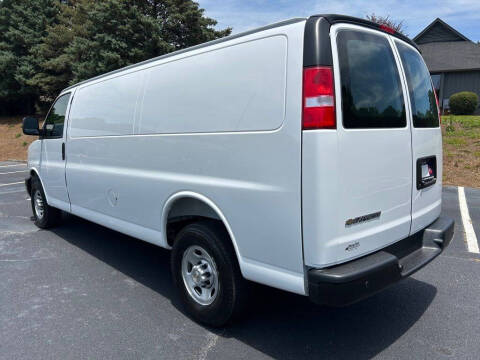 2026 Chevrolet Express 2500