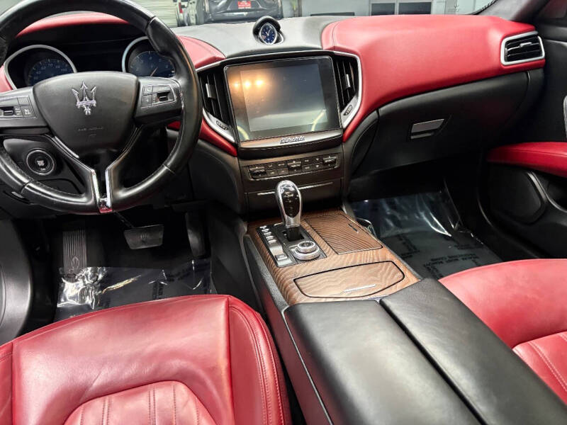 2018 Maserati Ghibli S