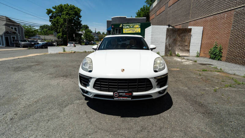 2017 Porsche Macan