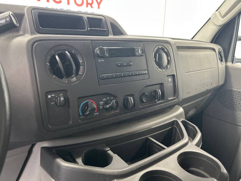 2017 Ford E-Series