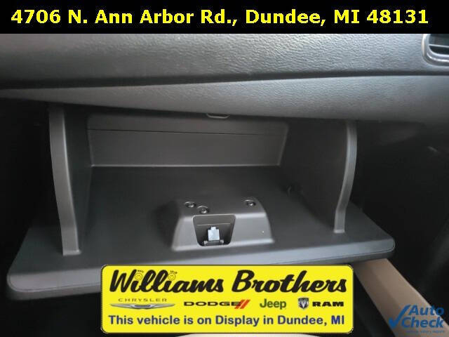 2013 Chrysler 200 Limited