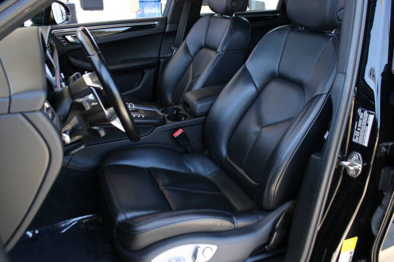 2021 Porsche Macan