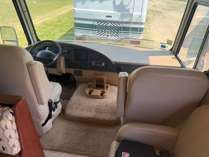 2015 Winnebago Vista