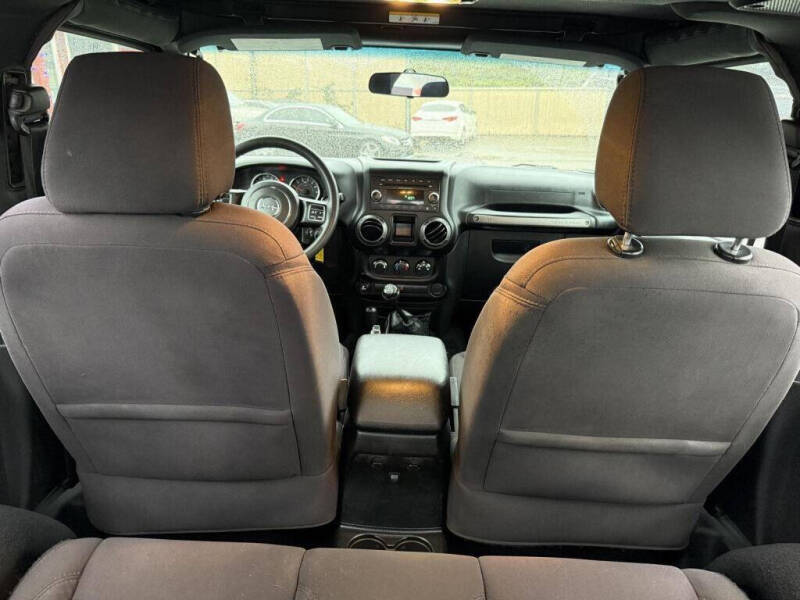 2017 Jeep Wrangler Sport