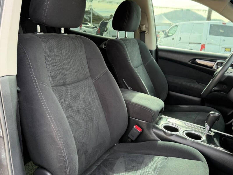 2015 Nissan Pathfinder