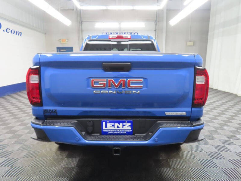 2025 GMC Canyon Elevation