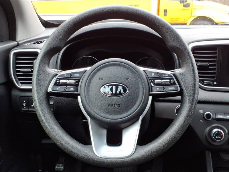 2022 Kia Sportage LX