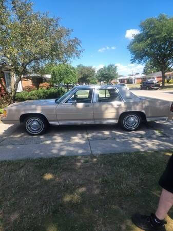 1989 Ford LTD