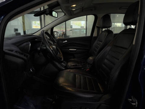 2017 Ford C-MAX Energi Titanium