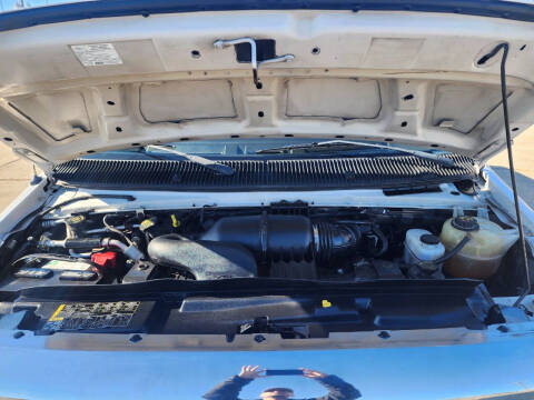 2011 Ford E-Series E-350 SD XLT