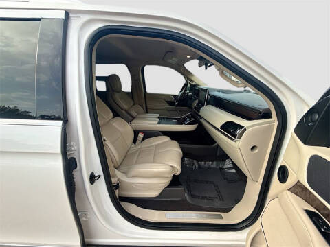 2018 Lincoln Navigator L Select