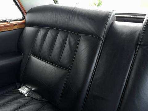 1975 Rolls-Royce Corniche