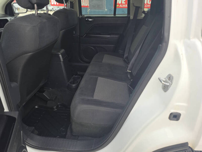 2011 Jeep Compass Sport