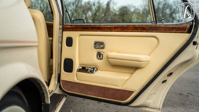 1993 Rolls-Royce Silver Spur