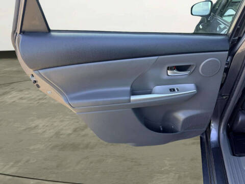 2012 Toyota Prius v Five