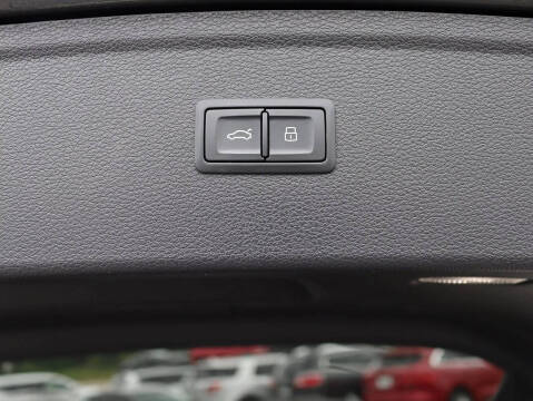 2018 Audi SQ5 3.0T quattro Premium Plus