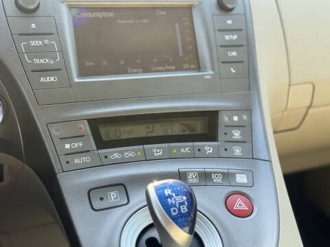 2014 Toyota Prius Three