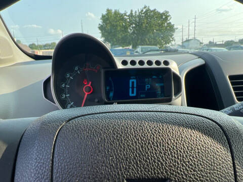 2016 Chevrolet Sonic LS Auto