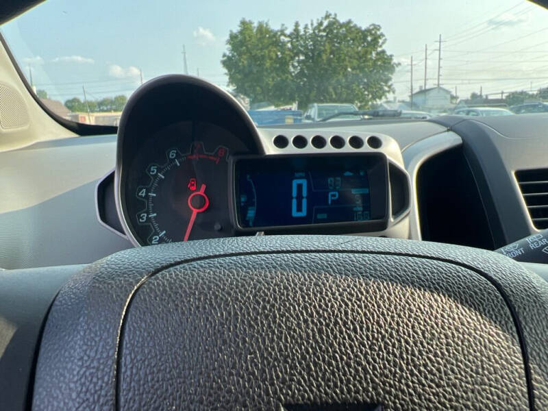 2016 Chevrolet Sonic LS Auto