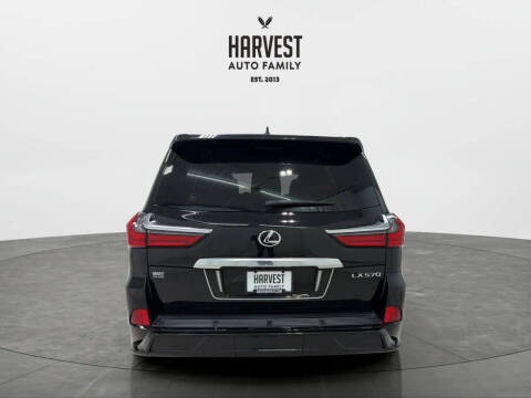 2021 Lexus LX 570 Three-Row