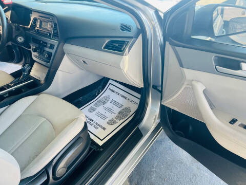 2017 Hyundai Sonata SE