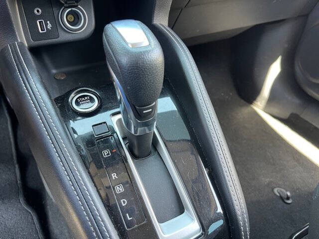2020 Nissan Kicks SR