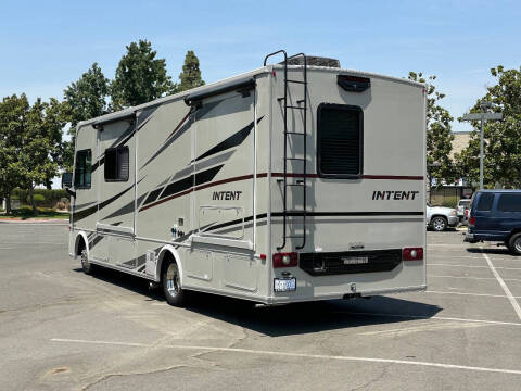 2020 Winnebago Intent 28y